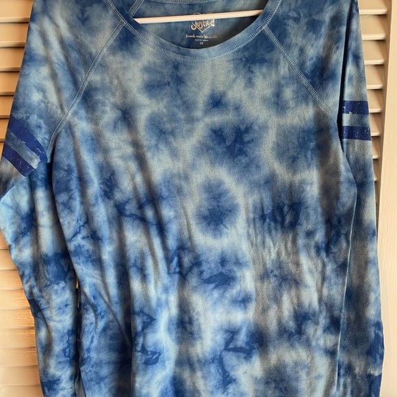 Bundle of 2-Justice Girls Size 20 long sleeve - Picture 4 of 5